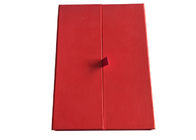 Cap Top Kırmızı Kitap Şekilli Kutu, 2cm Genişlik Saten Bantlı Manyetik Flap Kutusu Tedarikçi