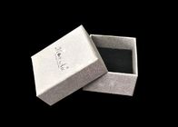 Küpeler için Küçük Kapaklı ve Taban Kutuları Gümüş Simli Takı Hediye Paketleme Tedarikçi